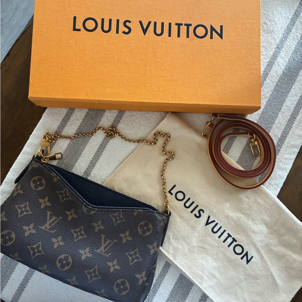 Louis Vuitton Pallas Clutch - Marine